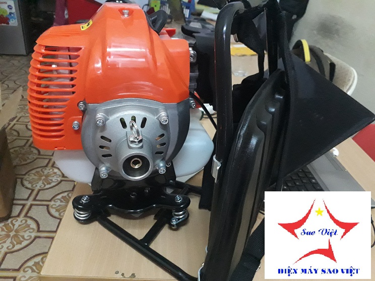 Máy xạc cỏ xới đất đeo vai Kawarzhima 440 