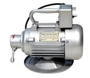 Đầm dùi bê tông cầm tay Jinlong 1.38KW (220V) 