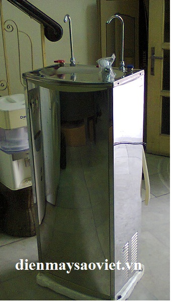 Cây nước nóng lạnh Daiwa YLR-600A lọc trực tiếp 